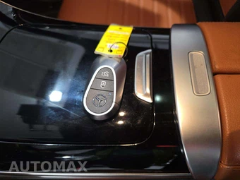 2024 Mercedes-Benz GLC 300 4MATIC - miniatura 8