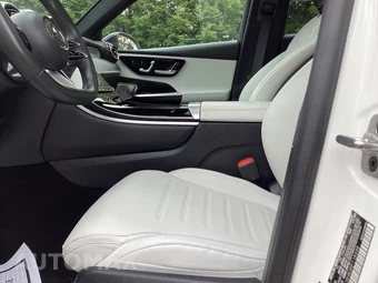 2024 Mercedes-Benz GLC 300 4MATIC - miniatura 27
