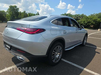 2024 Mercedes-Benz GLC 300 4MATIC - miniatura 3