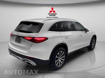 2024 Mercedes-Benz GLC 300 4MATIC - miniatura 4