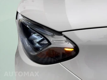 2024 Mercedes-Benz GLC 300 4MATIC - miniatura 9