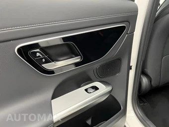 2024 Mercedes-Benz GLC 300 4MATIC - miniatura 33