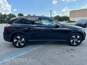 2024 Mercedes-Benz GLC 300 4MATIC - miniatura 7