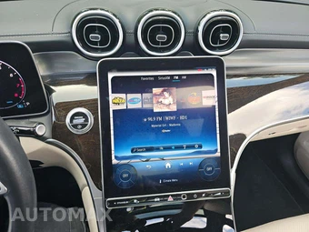 2024 Mercedes-Benz GLC 300 – miniatura 10
