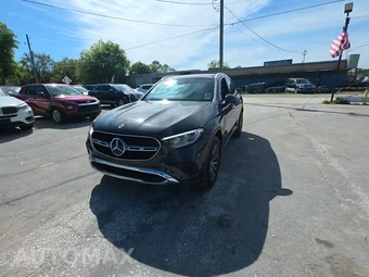 2024 Mercedes-Benz GLC 300
