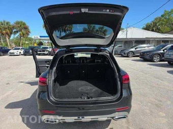 2024 Mercedes-Benz GLC 300 - miniatura 15