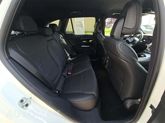 2024 Mercedes-Benz GLC 300 - miniatura 13