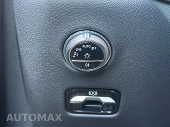 2024 Mercedes-Benz GLC 300 - miniatura 16