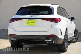 2024 Mercedes-Benz GLC 300 - miniatura 3