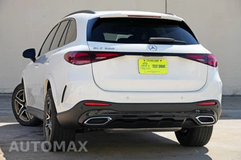 2024 Mercedes-Benz GLC 300 - miniatura 4