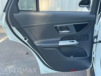 2024 Mercedes-Benz GLC 300 - miniatura 42