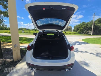 2024 Mercedes-Benz GLC 300 - miniatura 11