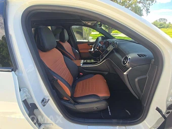 2024 Mercedes-Benz GLC 300 - miniatura 15