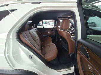 2024 Mercedes-Benz GLE 350 - miniatura 13