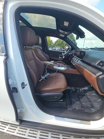 2024 Mercedes-Benz GLS 450 4MATIC - miniatura 16