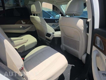 2024 Mercedes-Benz GLS 450 4MATIC - miniatura 17