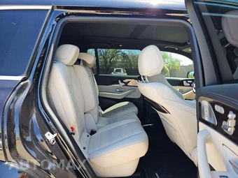 2024 Mercedes-Benz GLS 580 4MATIC - miniatura 17