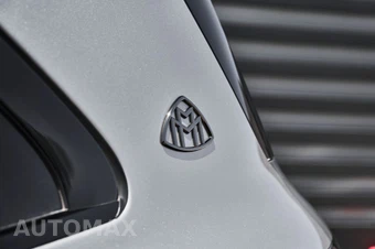 2024 Mercedes-Benz Maybach GLS 600 4MATIC - miniatura 10