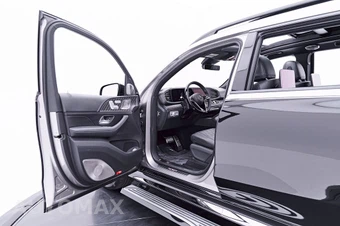 2024 Mercedes-Benz Maybach GLS 600 4MATIC - miniatura 45