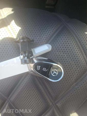 2024 Mercedes-Benz Maybach S 580 4MATIC - miniatura 8