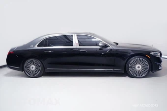 2024 Mercedes-Benz Maybach S 580 4MATIC - miniatura 3