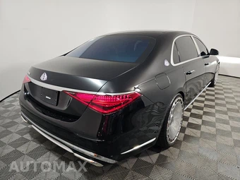 2024 Mercedes-Benz Maybach S 580 4MATIC - miniatura 4
