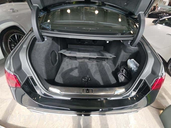 2024 Mercedes-Benz Maybach S 680 4MATIC – miniatura 14