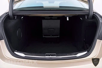 2024 Mercedes-Benz Maybach S 680 4MATIC - miniatura 27