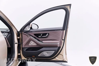 2024 Mercedes-Benz Maybach S 680 4MATIC - miniatura 31