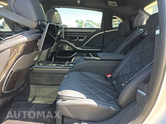 2024 Mercedes-Benz Maybach S 680 4MATIC - miniatura 13