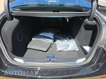2024 Mercedes-Benz Maybach S 680 4MATIC - miniatura 16