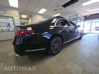 2024 Mercedes-Benz S 580 4MATIC - miniatura 3