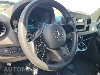 2024 Mercedes-Benz Sprinter 2500 Cargo Van 144.0" WB – miniatura 10