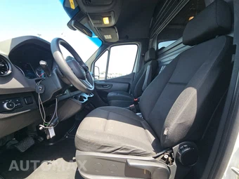 2024 Mercedes-Benz Sprinter 2500 Cargo Van 144.0" WB – miniatura 7