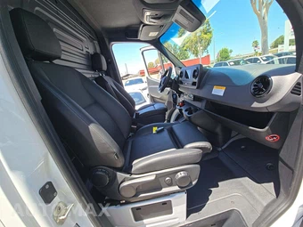 2024 Mercedes-Benz Sprinter 2500 Cargo Van 144.0" WB – miniatura 17
