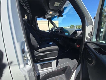 2024 Mercedes-Benz Sprinter 2500 Cargo Van 144.0" WB – miniatura 15