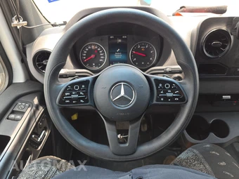 2024 Mercedes-Benz Sprinter 2500 Cargo Van 144.0" WB – miniatura 10