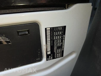2024 Mercedes-Benz Sprinter 2500 Cargo Van 144.0" WB – miniatura 15