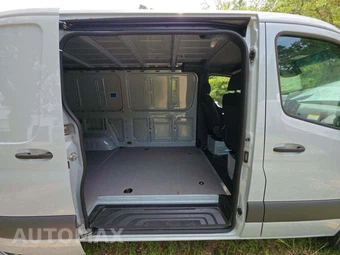 2024 Mercedes-Benz Sprinter 2500 Cargo Van 144.0" WB - miniatura 13