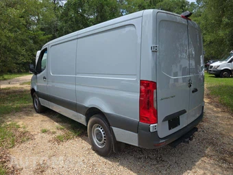 2024 Mercedes-Benz Sprinter 2500 Cargo Van 144.0" WB - miniatura 2