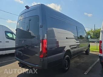 2024 Mercedes-Benz Sprinter 2500 Cargo Van High Roof 170.0" WB - miniatura 4