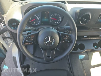 2024 Mercedes-Benz Sprinter 2500 Cargo Van High Roof 170.0" WB - miniatura 10