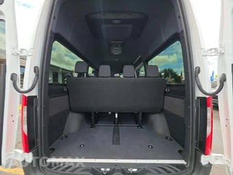 2024 Mercedes-Benz Sprinter 2500 Passenger Van 144.0" WB - miniatura 10