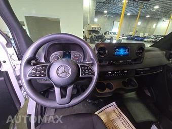 2024 Mercedes-Benz Sprinter 2500 Passenger Van 144.0" WB - miniatura 11