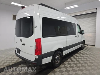 2024 Mercedes-Benz Sprinter 2500 Passenger Van 144.0" WB - miniatura 4