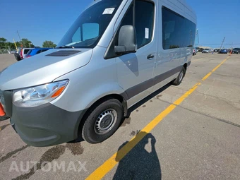 2024 Mercedes-Benz Sprinter 2500 Passenger Van 144.0" WB