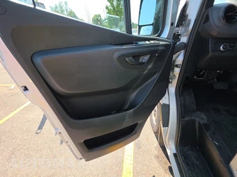 2024 Mercedes-Benz Sprinter 2500 Passenger Van 144.0" WB - miniatura 9