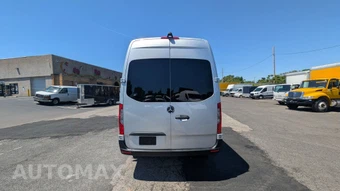 2024 Mercedes-Benz Sprinter 2500 Passenger Van 144.0" WB - miniatura 17