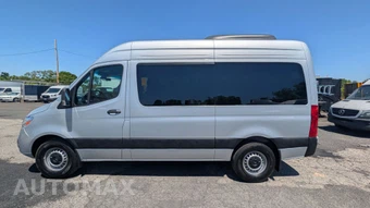 2024 Mercedes-Benz Sprinter 2500 Passenger Van 144.0" WB - miniatura 4