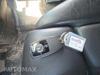 2024 Mercedes-Benz Sprinter 2500 Passenger Van 170.0" WB – miniatura 8